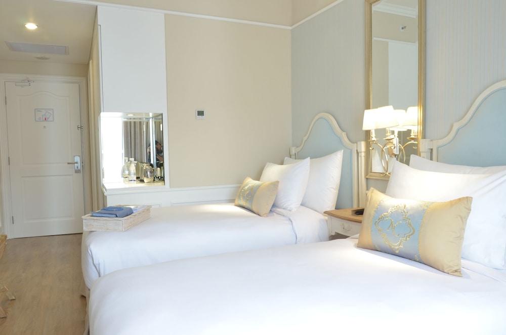 Noor Hotel 7/58