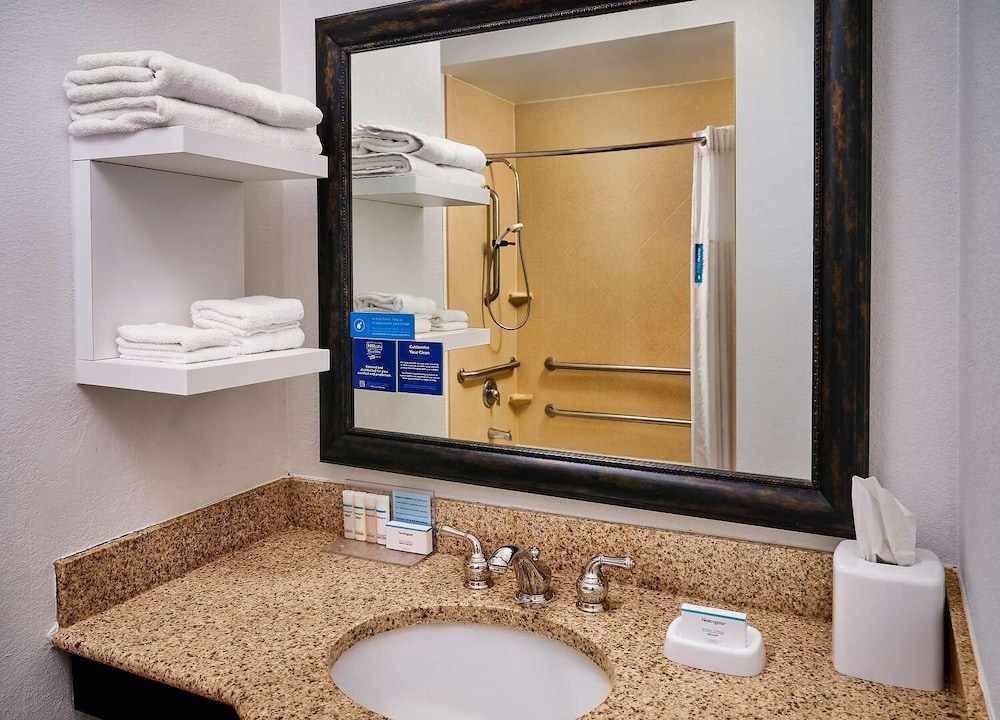 Hampton Inn Covington La 18/43