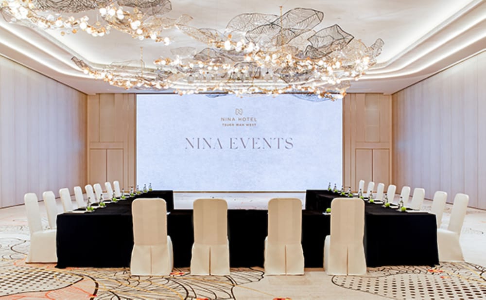 Nina Hotel Tsuen Wan West 26/29