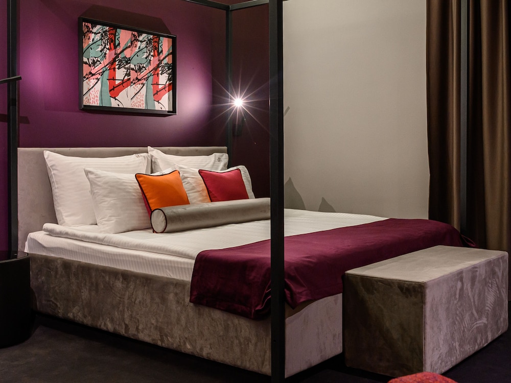 Artloft Hotel 27/72