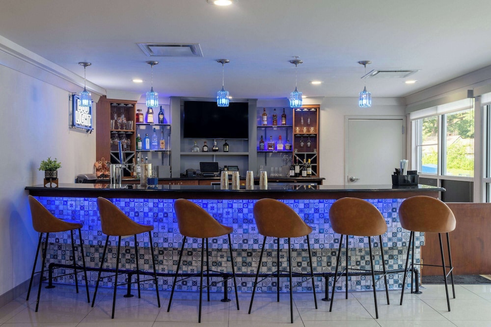 TRYP by Wyndham Tallahassee North I-10 Capital Circle 44/63