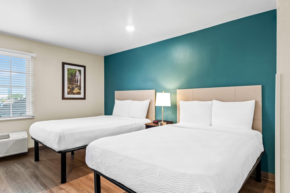 WoodSpring Suites San Antonio South 15/33
