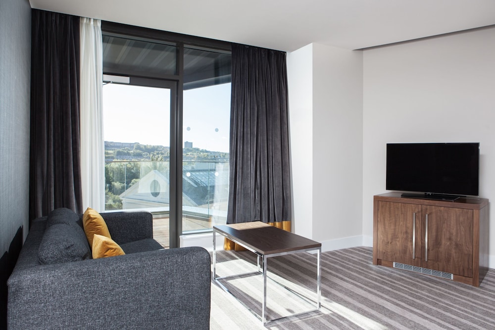 CROWNE PLAZA NEWCASTLE - STEPHENSON QUARTER 47/74