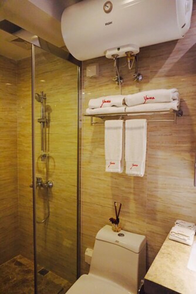Yuwa Serviced Aparthotel 48/50