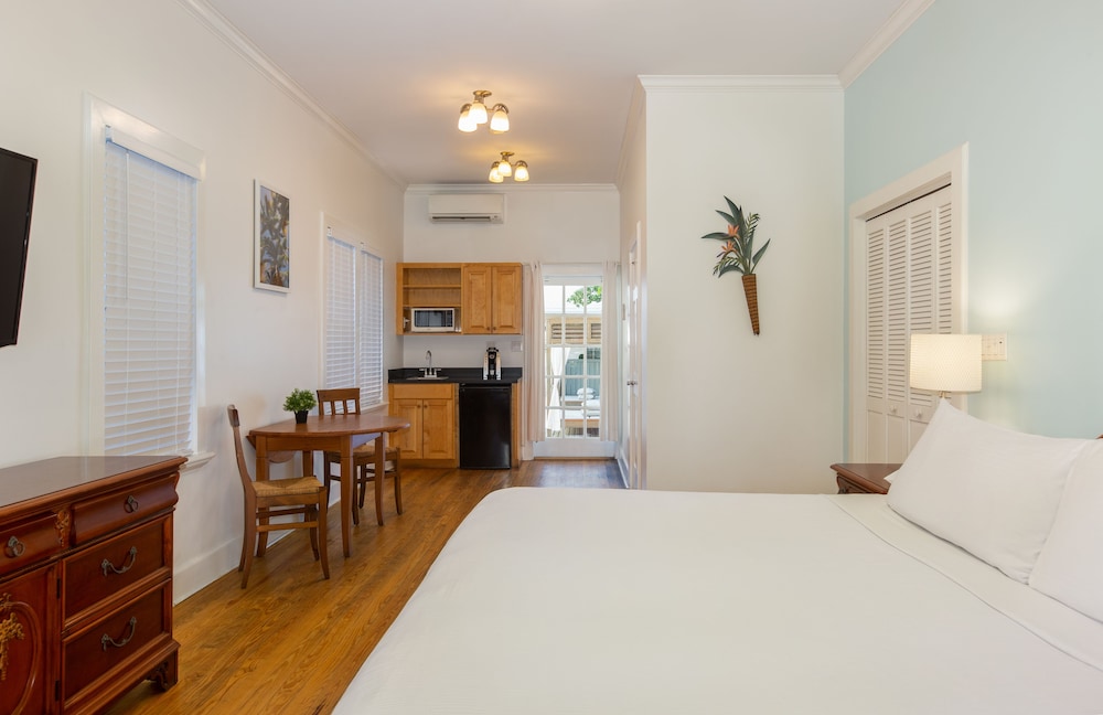 The Cabana Inn Key West Adult Only 10/61