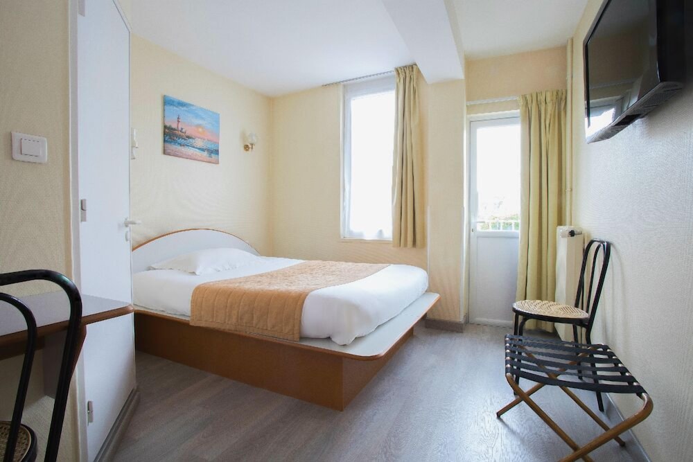 Hotel de Rosny 5/49