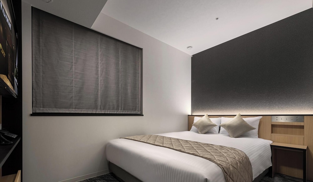 Hollywood, Twin Beds, King Bed