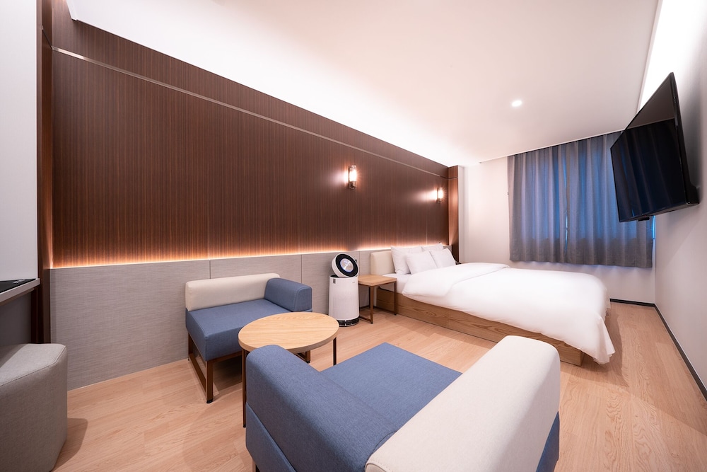 Browndot Hotel Suwon City Hall 12/37