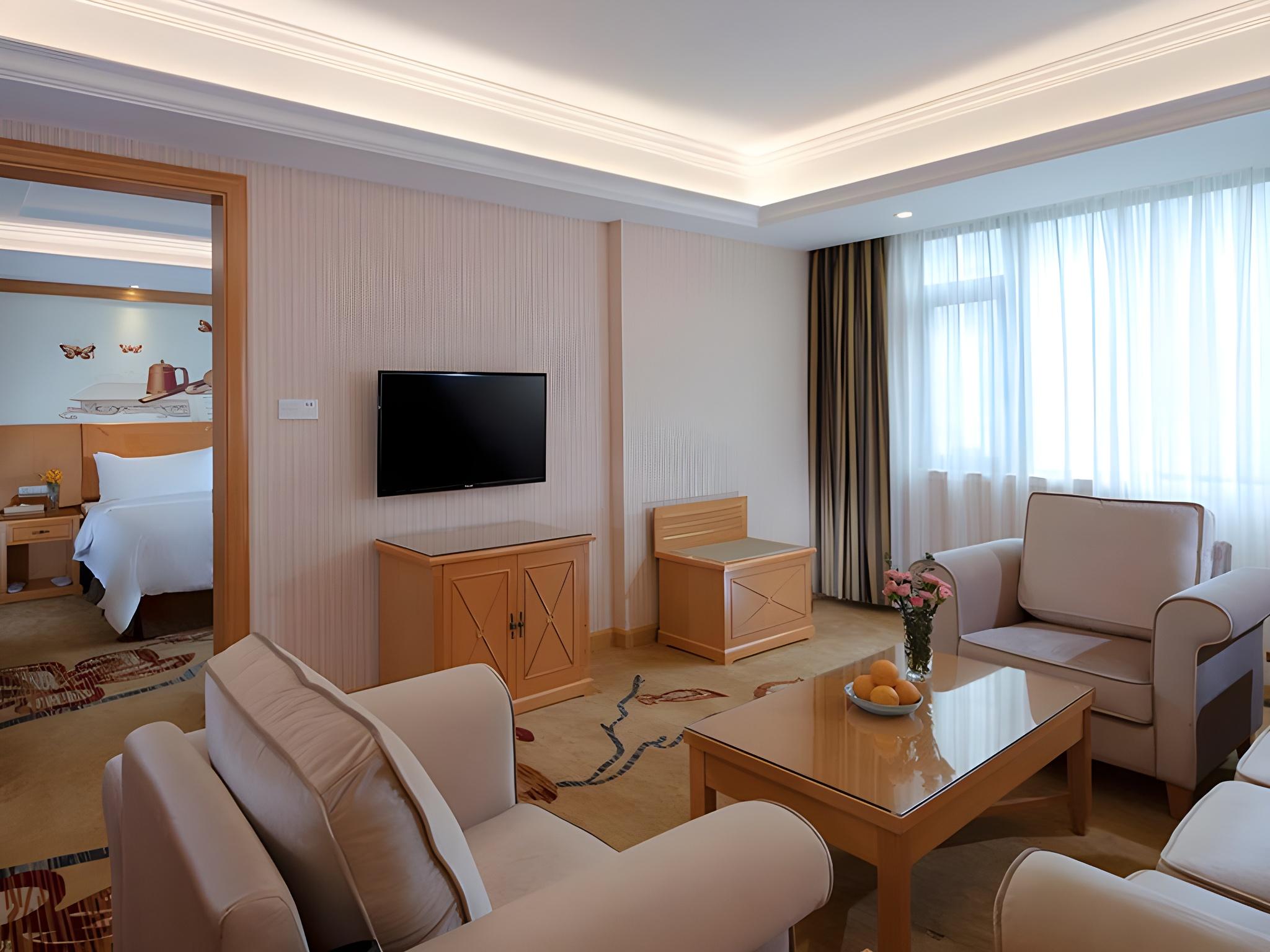 Vienna Hotel (Shenzhen Taoyuanju) 49/59