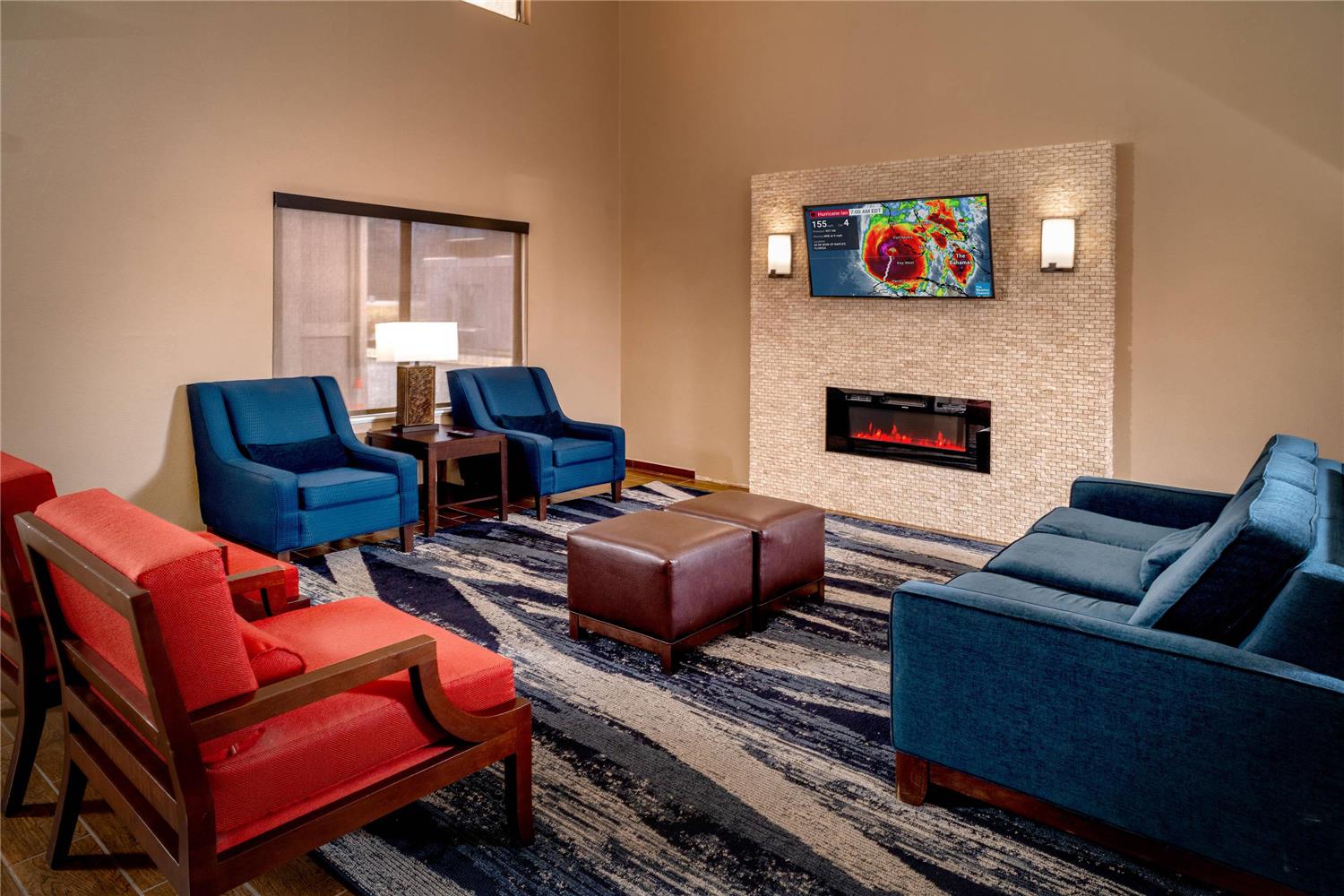 Comfort Suites Prestonsburg West KY 24/38