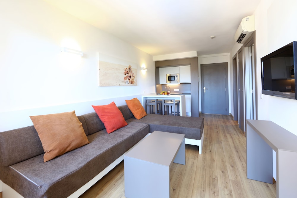 Apartamentos Jade 23/42