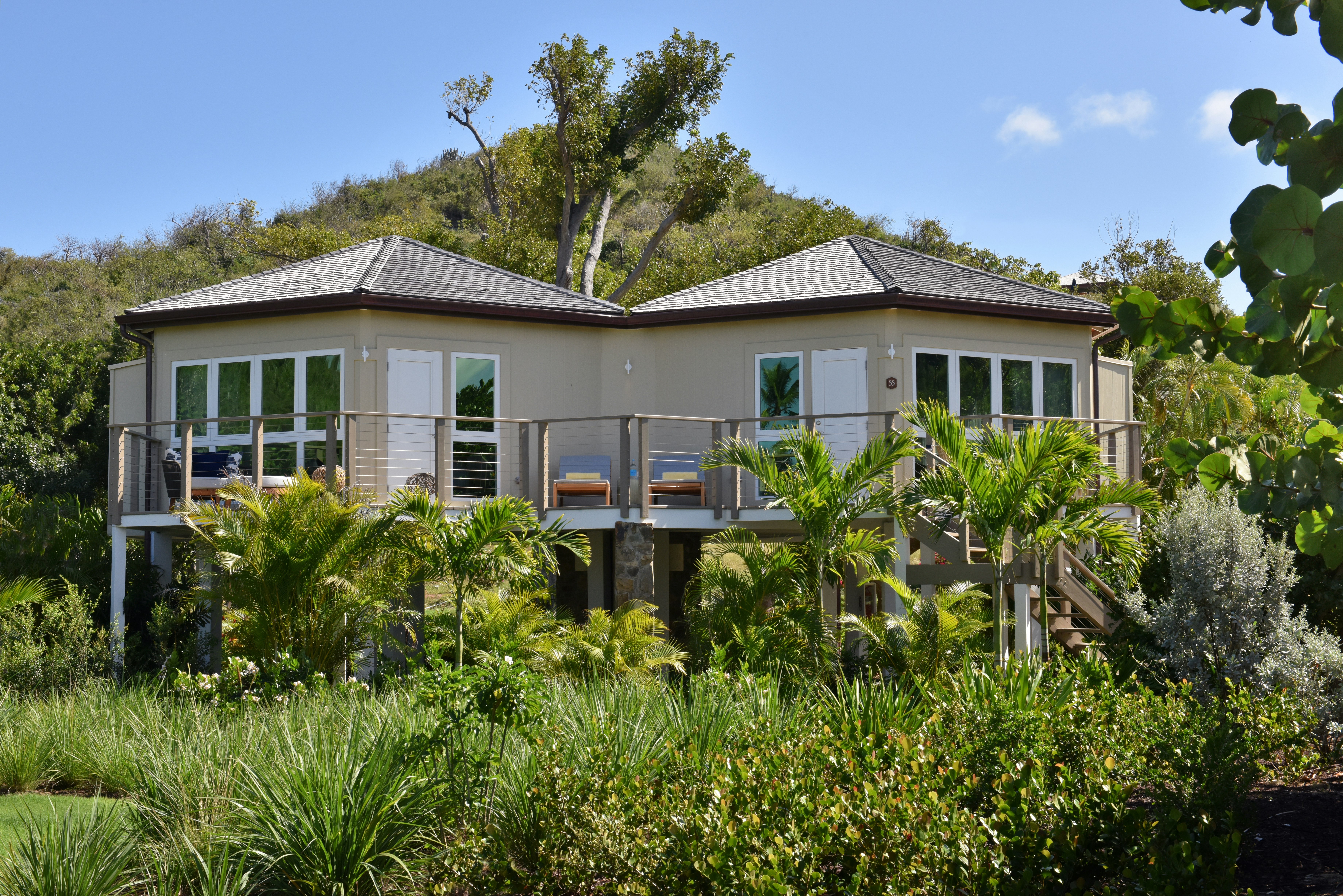 Rosewood Little Dix Bay 4/82