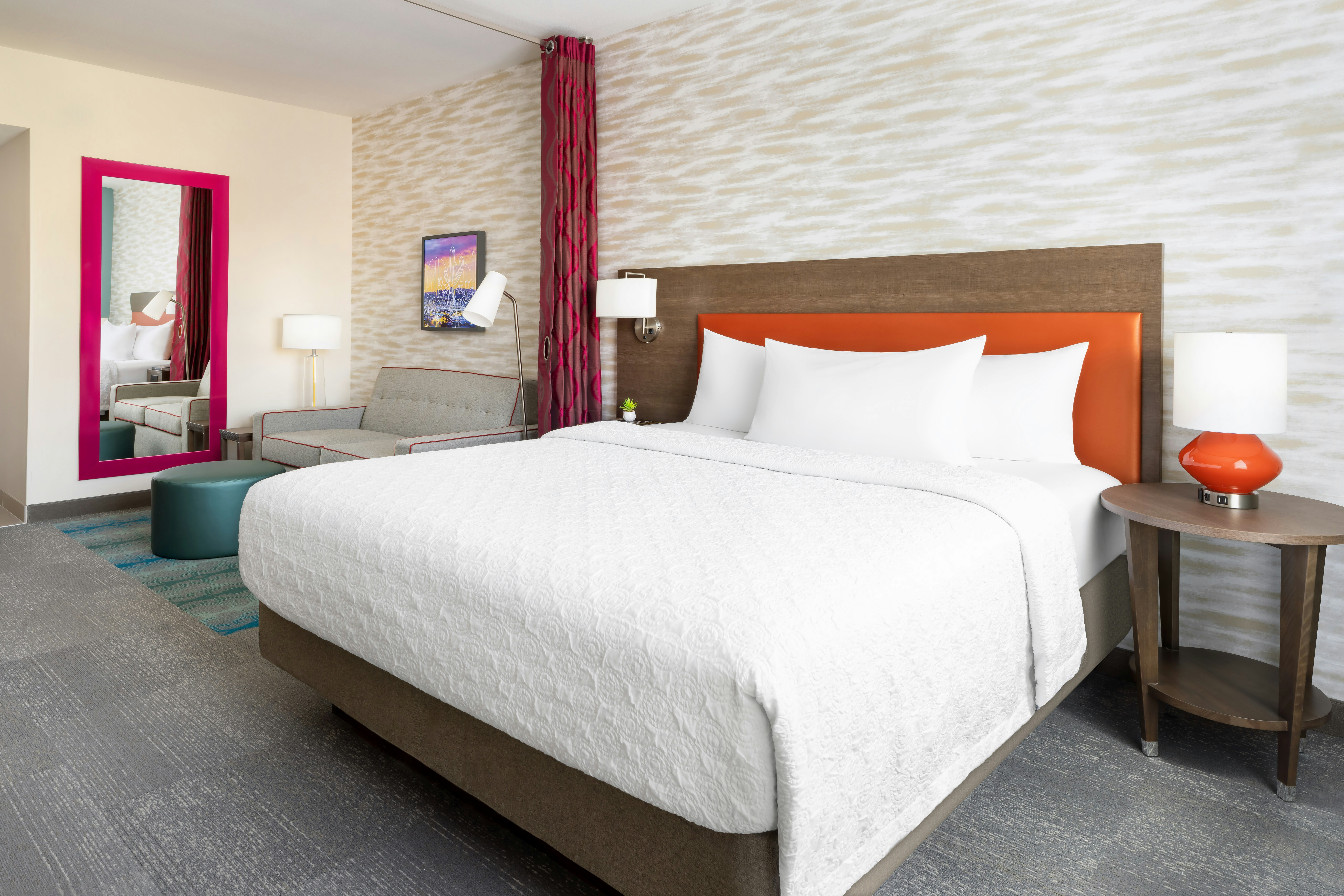STUDIO, SUITE, KING BED, ACCESSIBLE