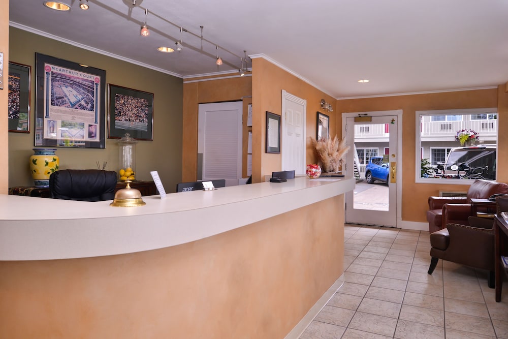 Campus Inn & Suites Eugene Downtown 15/57