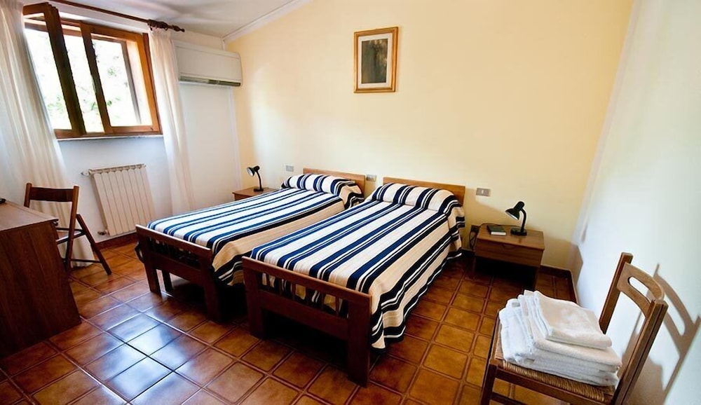 Hotel Ristorante L'aragosta 17/48