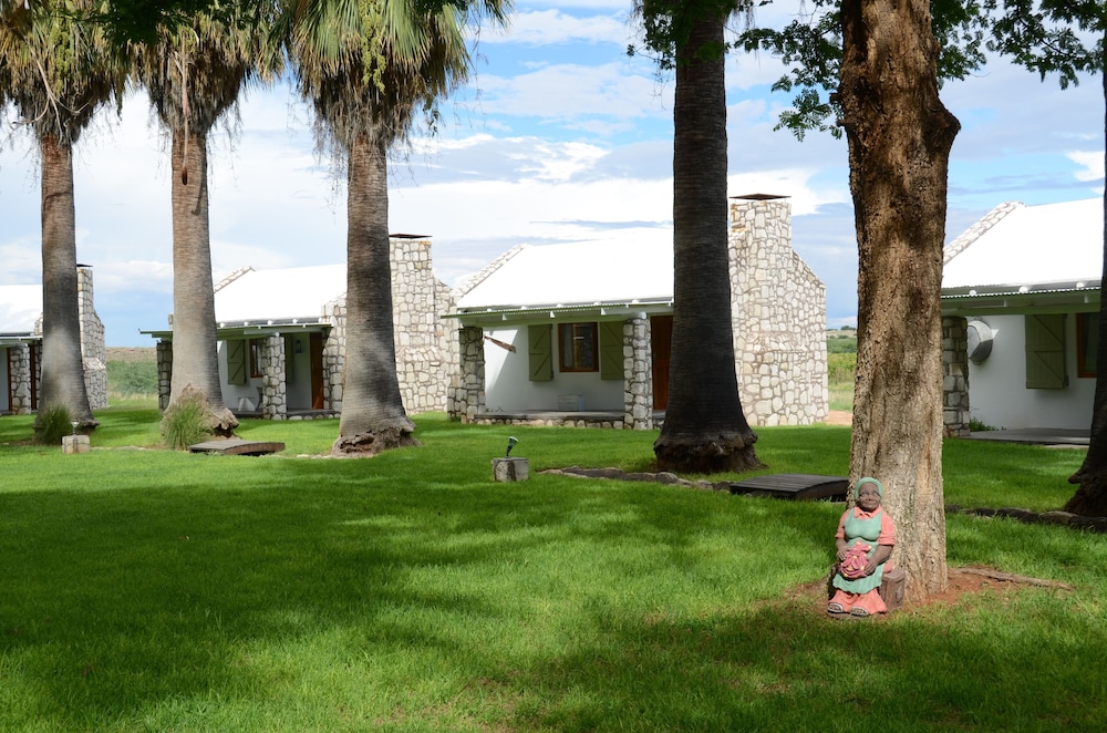 Kalahari Farmhouse 23/39