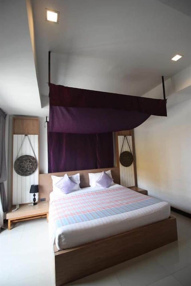 Nakorn De Sukhothai Hip Hotel 30/47