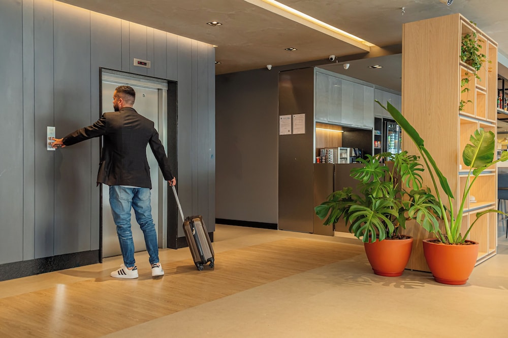 lobby