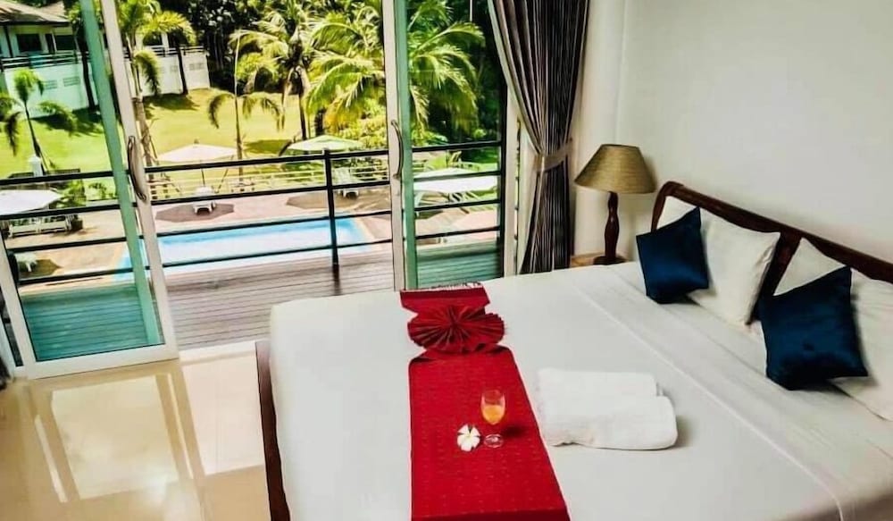 PECHMANEEKAN BEACH RESORT 43/71