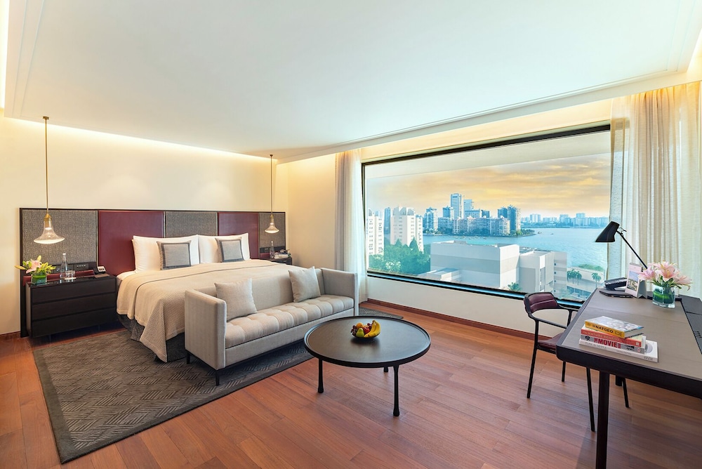 Luxury, King Bed, Bay View