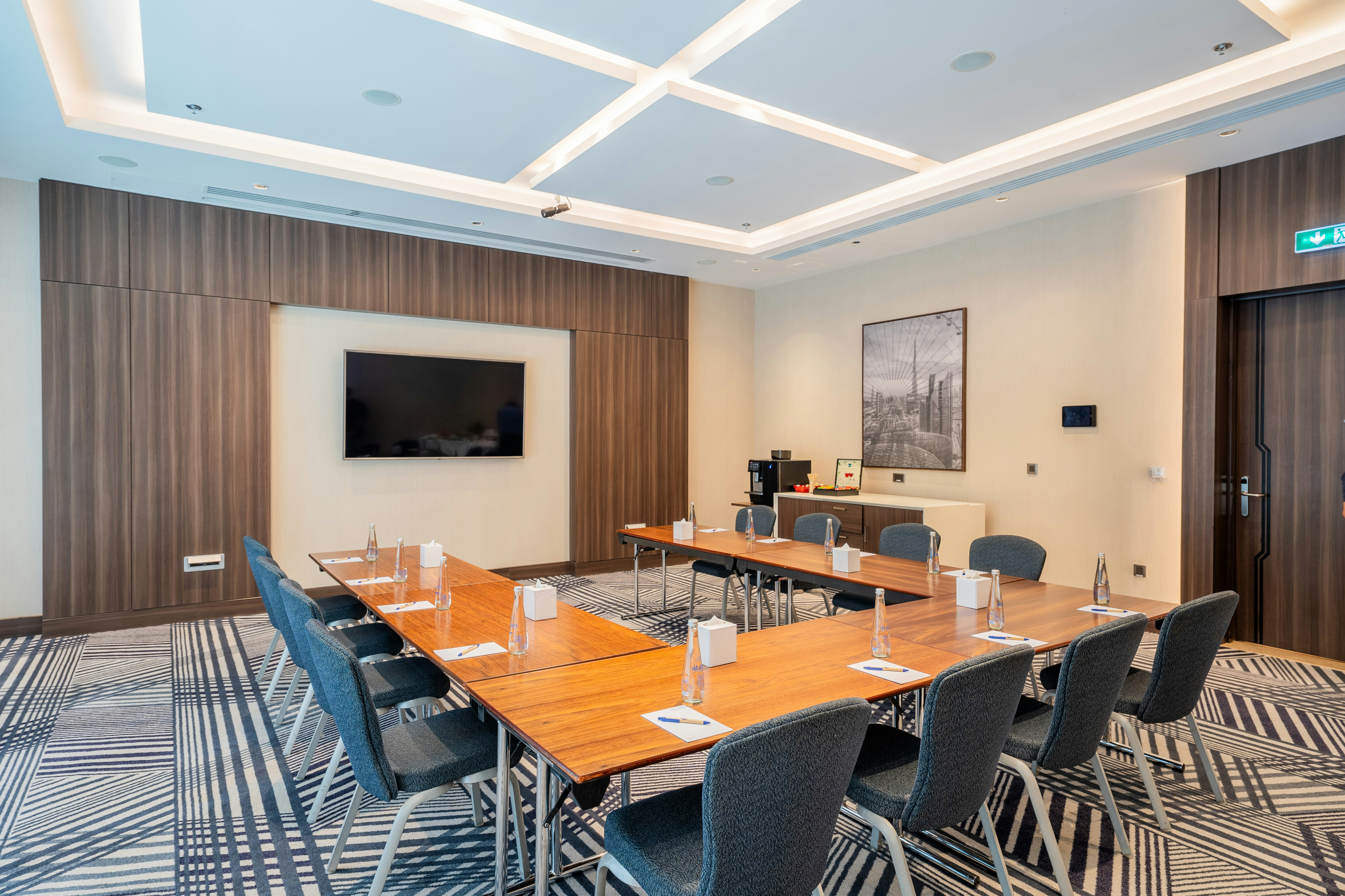 Hampton by Hilton Dubai Airport 20/25