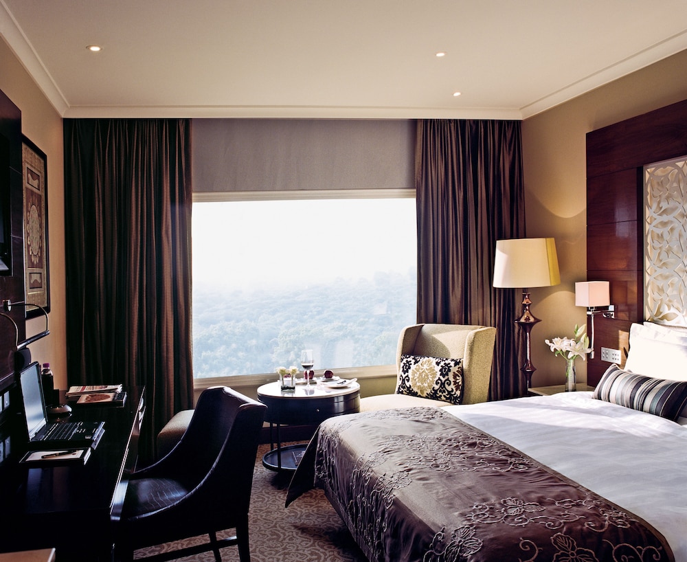 Taj Palace, New Delhi 19/80