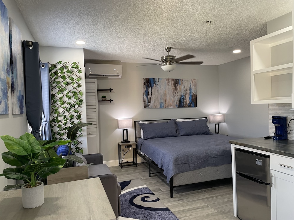 Sunny Palms Inn 22/31