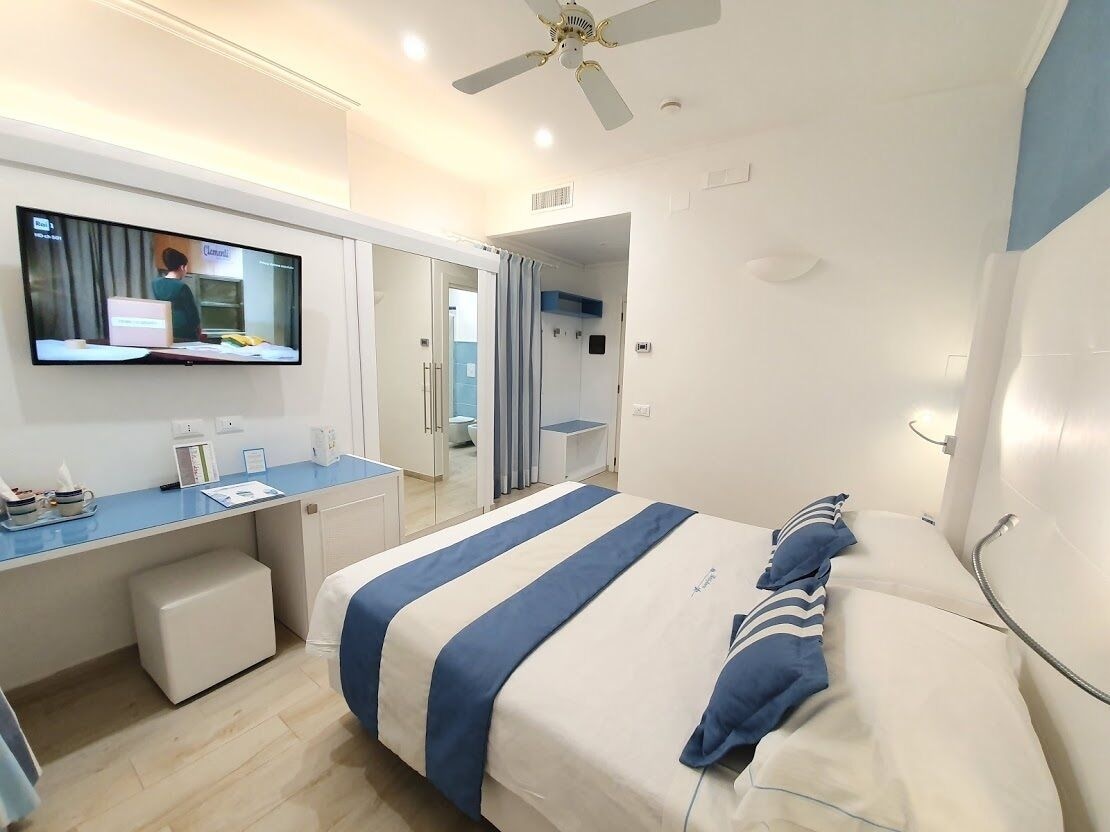 غرفة بسرير كوين بشرفة، Aurora Hotel & Suites Sul Mare 3/10