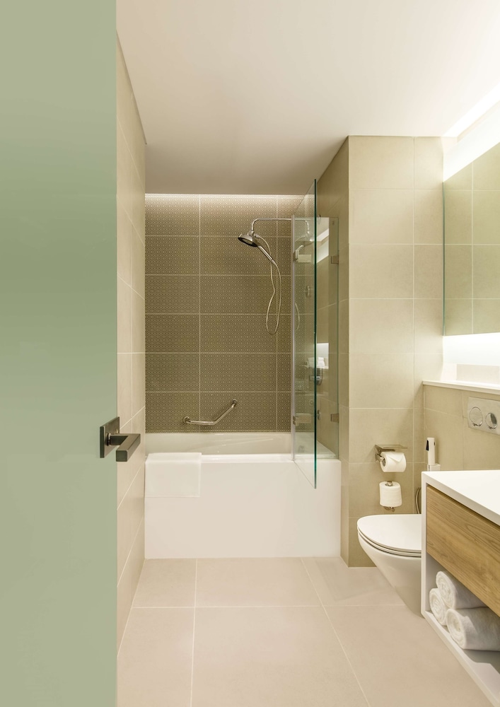 Hyatt Centric Soalteemode Kathmandu 60/60