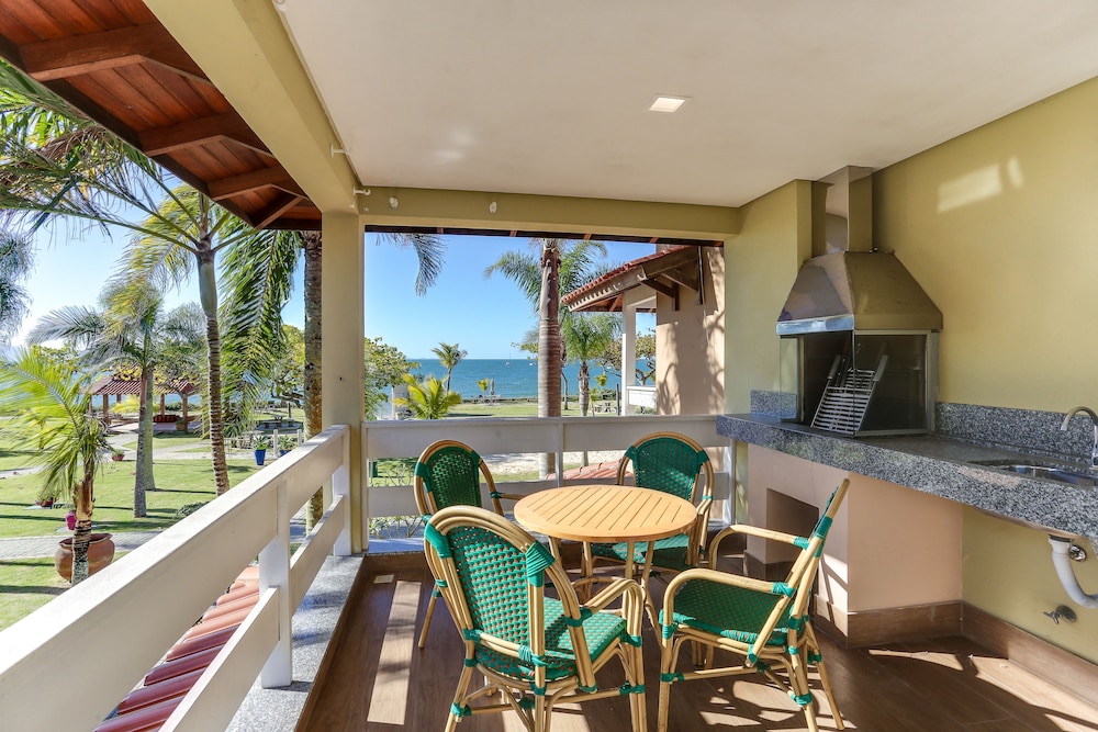 Villas Jurere Residences 50/50