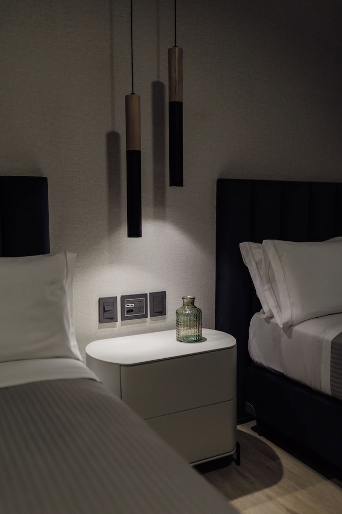 SUPERIOR, TWIN BEDS