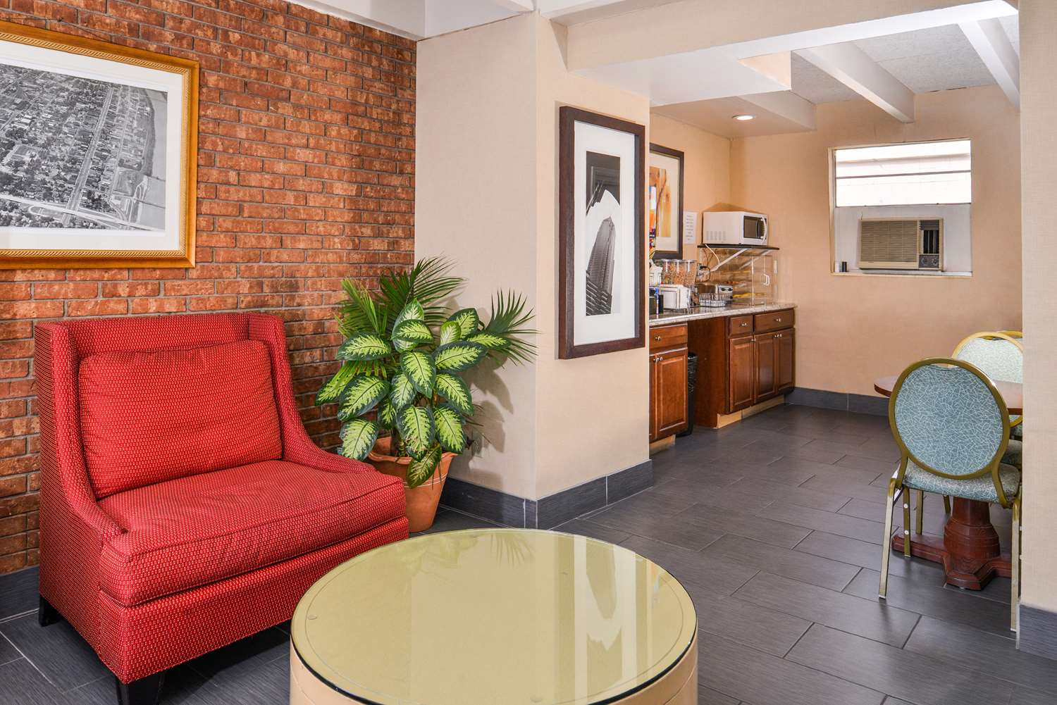 Americas Best Value Inn Augusta Historic Downtown 18/30