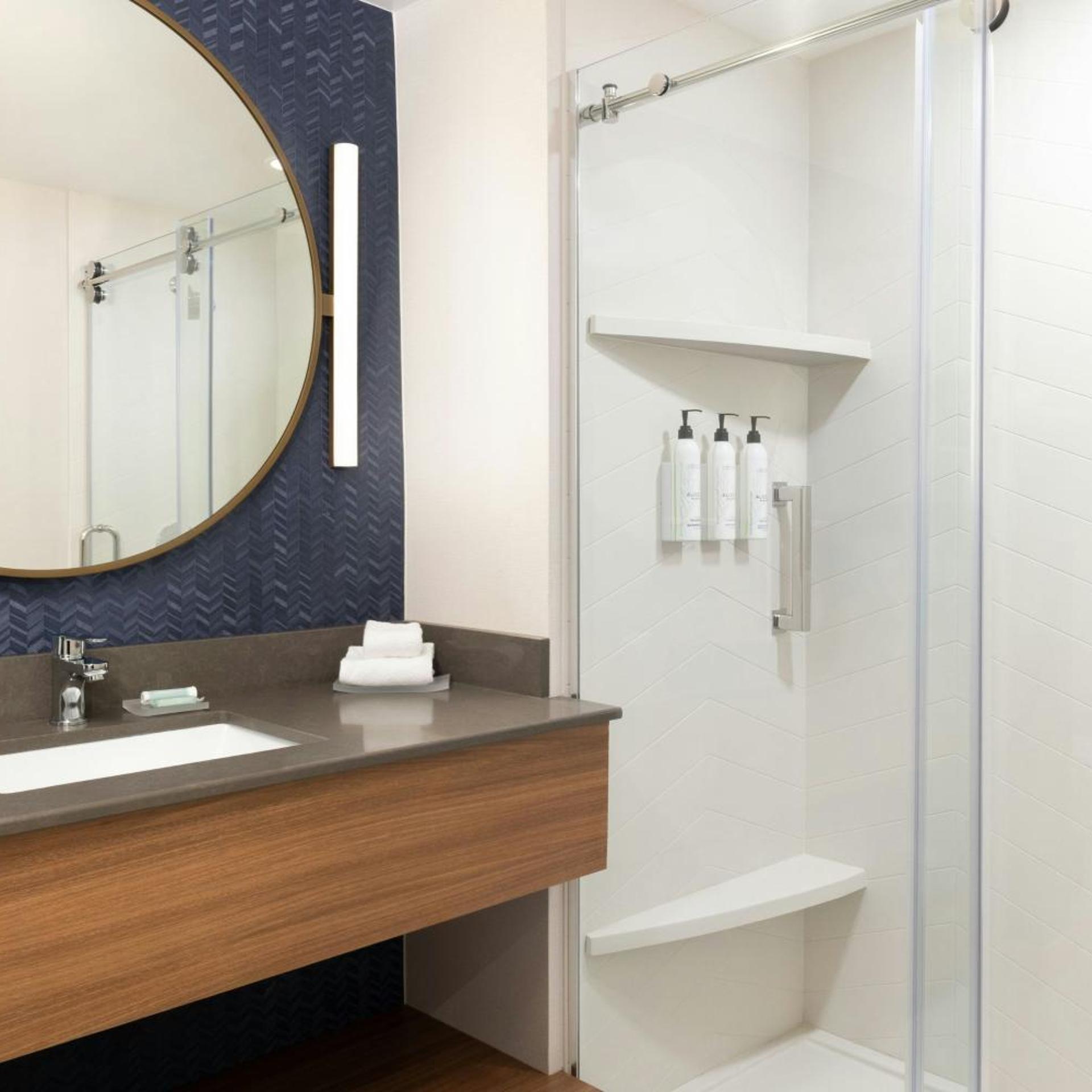 Wellness, Studio, King Bed, Wingate By Wyndham Spokane 9/10