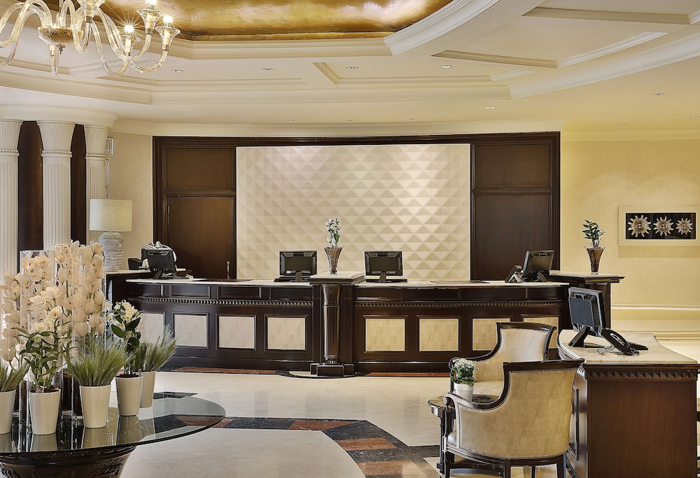 Al Habtoor Grand Hotel Beirut 7/50