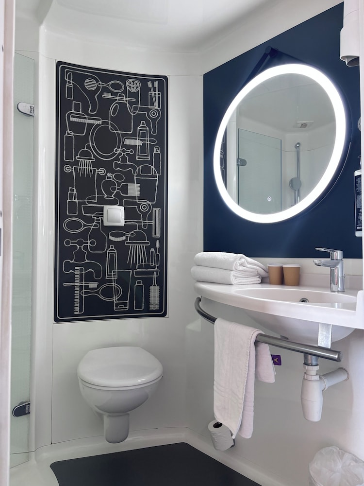 Ibis Cannes Mouans Sartoux 17/18