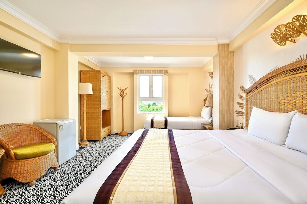 Spring House Hotel 8/64