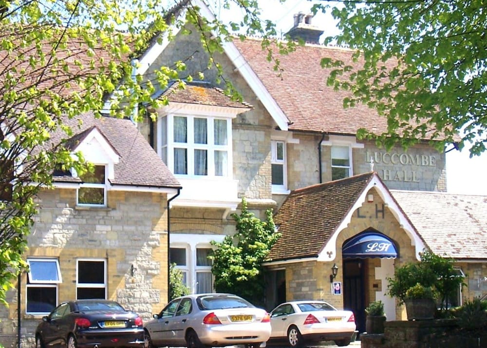 Luccombe Hall Hotel 3/75