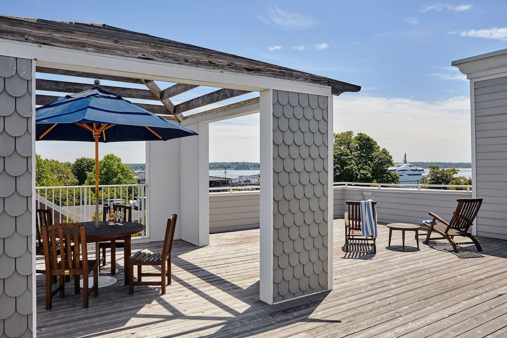 The Harbor Front Inn 3/42