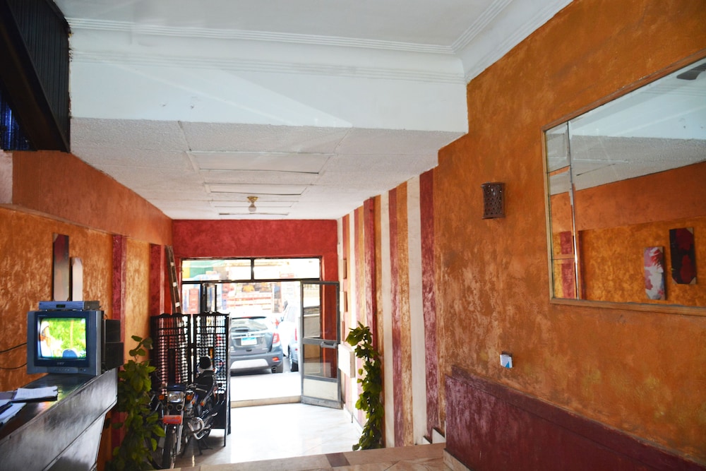 City Hostel 7/50
