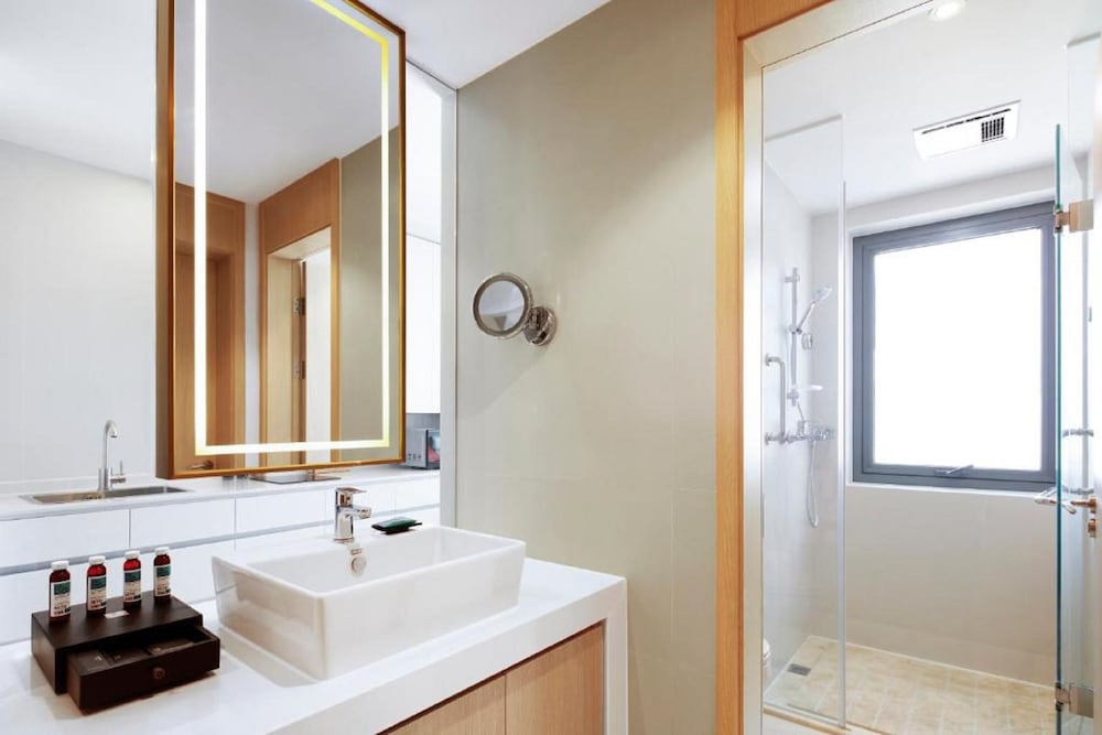 Sincere Residence Changfeng Shanghai 45/45