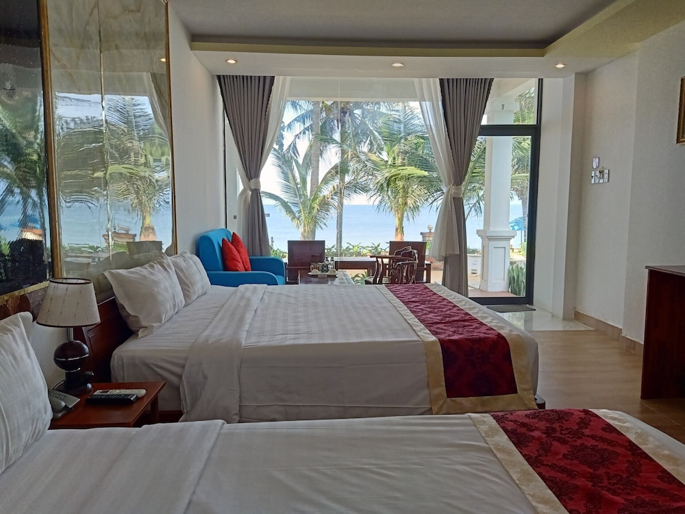 DELUXE, SEA VIEW
