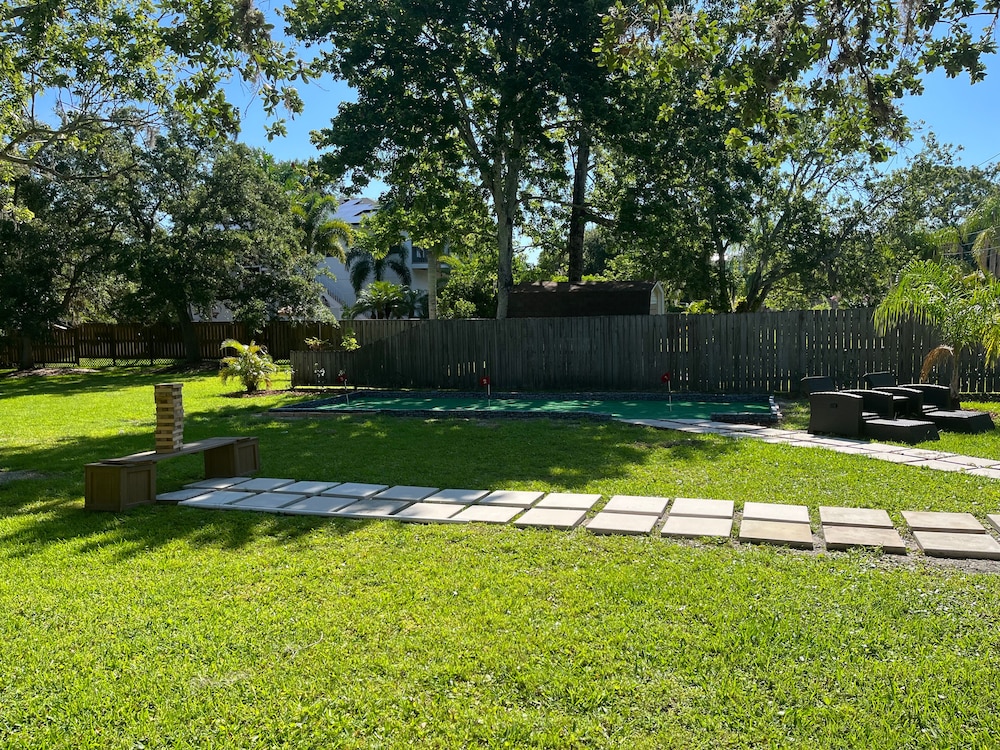 MarBay Suites 43/50