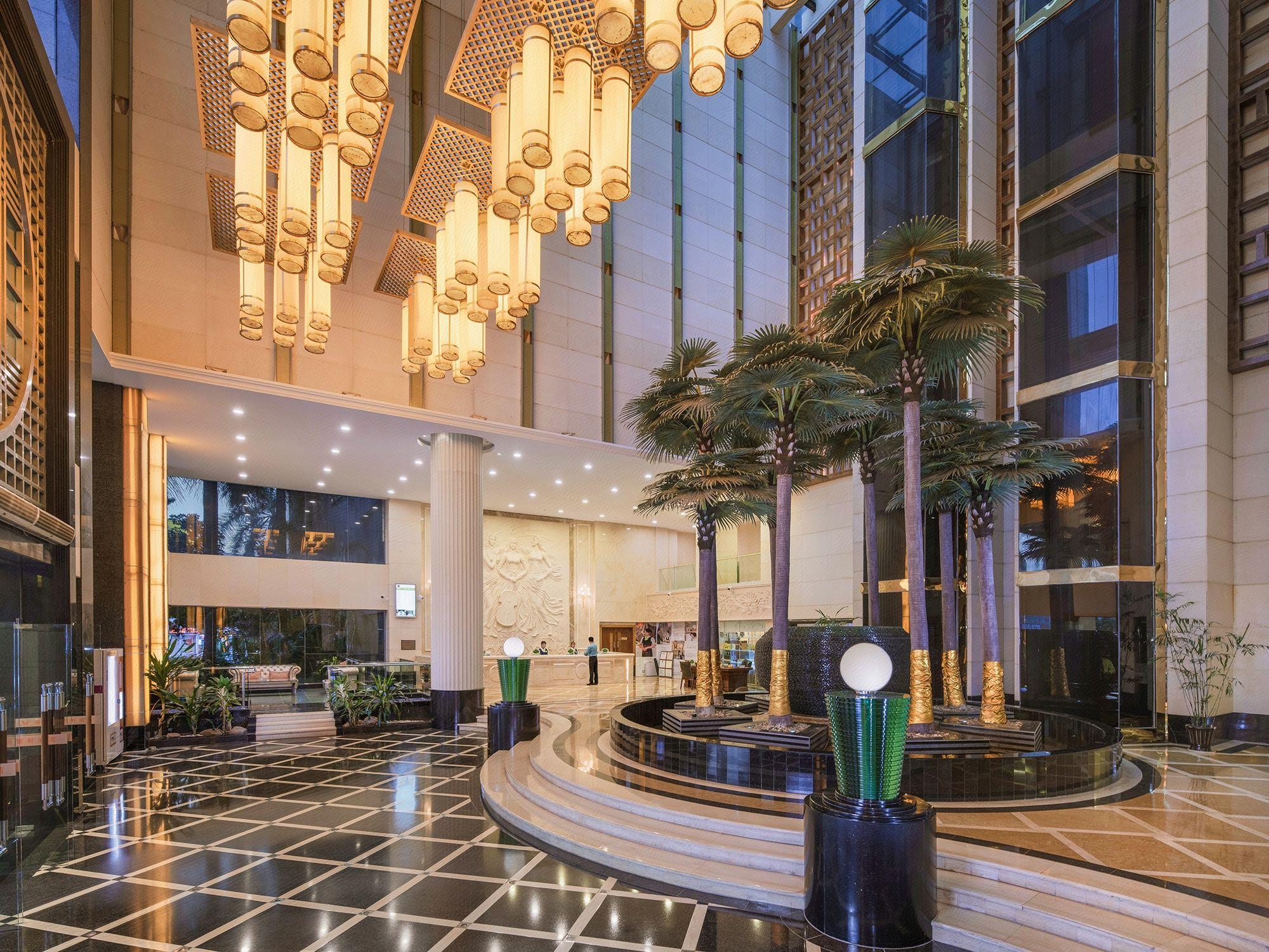 Jinghong International Business Hotel 27/68