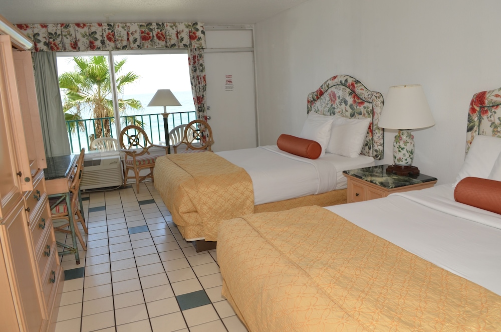 Days Inn By Wyndham Panama City Beach/Ocean Front 31/53