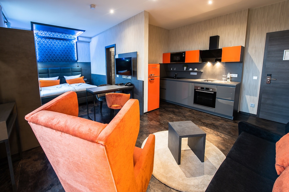 GS Hotel 40/60