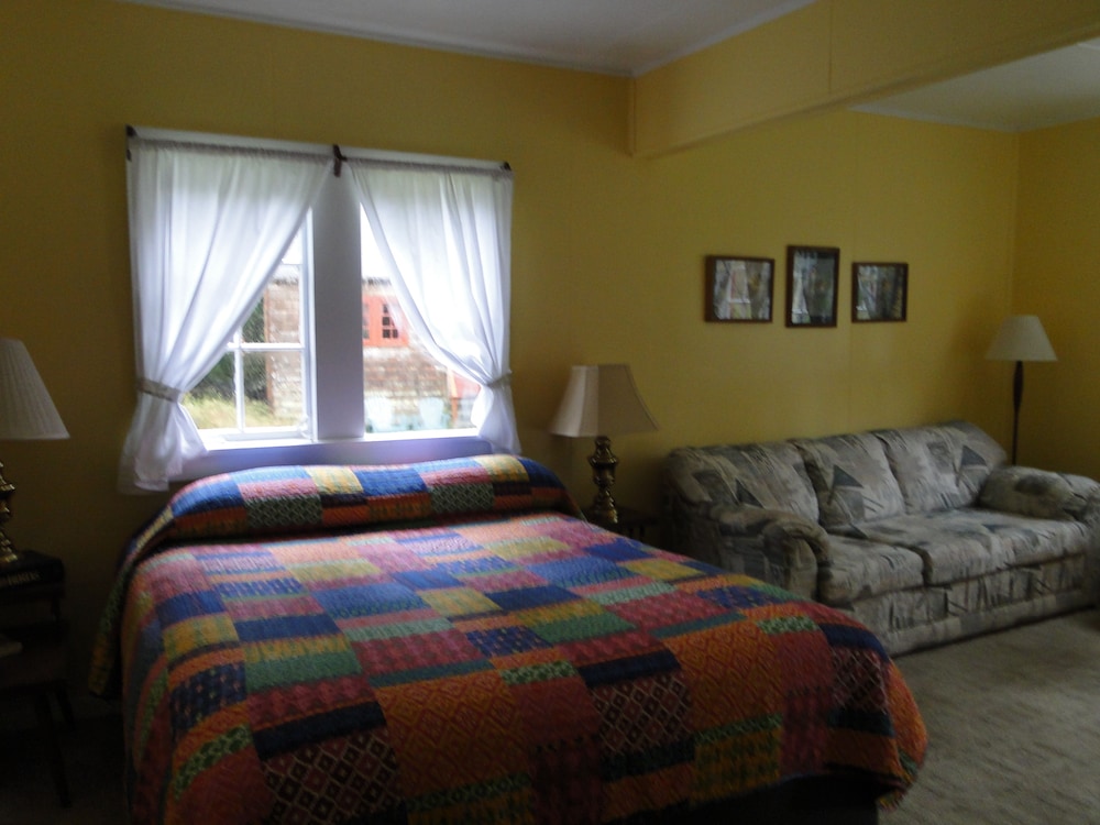 Shakti Cove Cottages 44/58