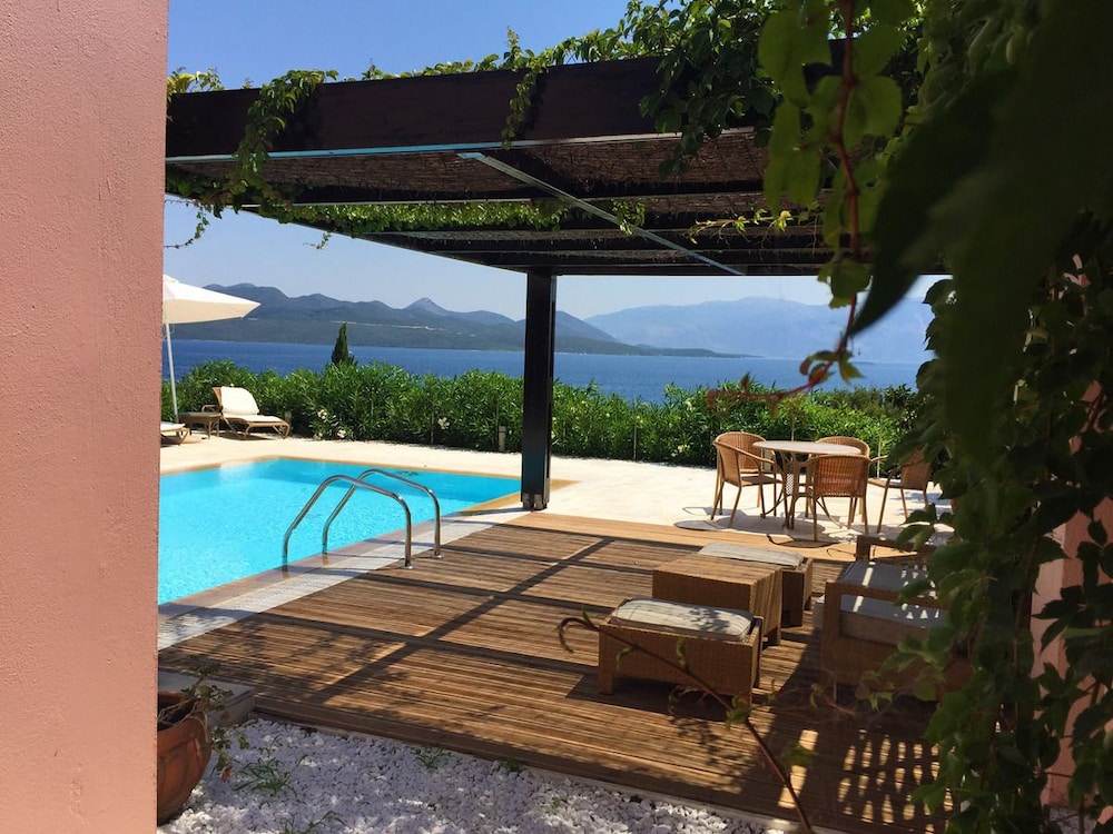 Ionian Blue Bungalows And Spa Resort 7/65
