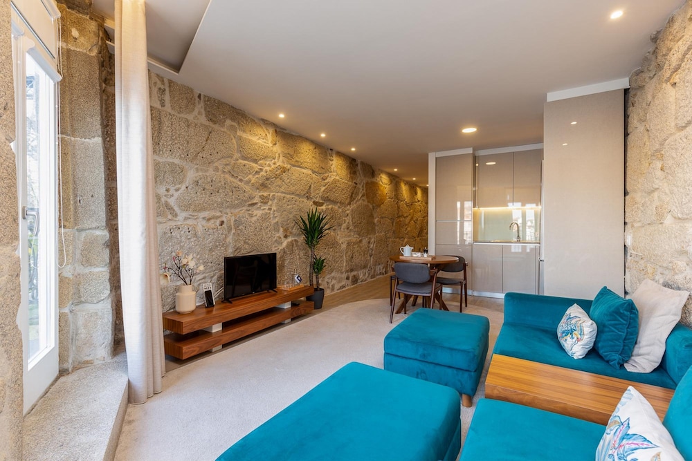 YOUROPO - Ribeira Gaia 33/48