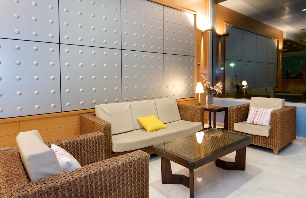 Hotel Piramide Salou 23/50