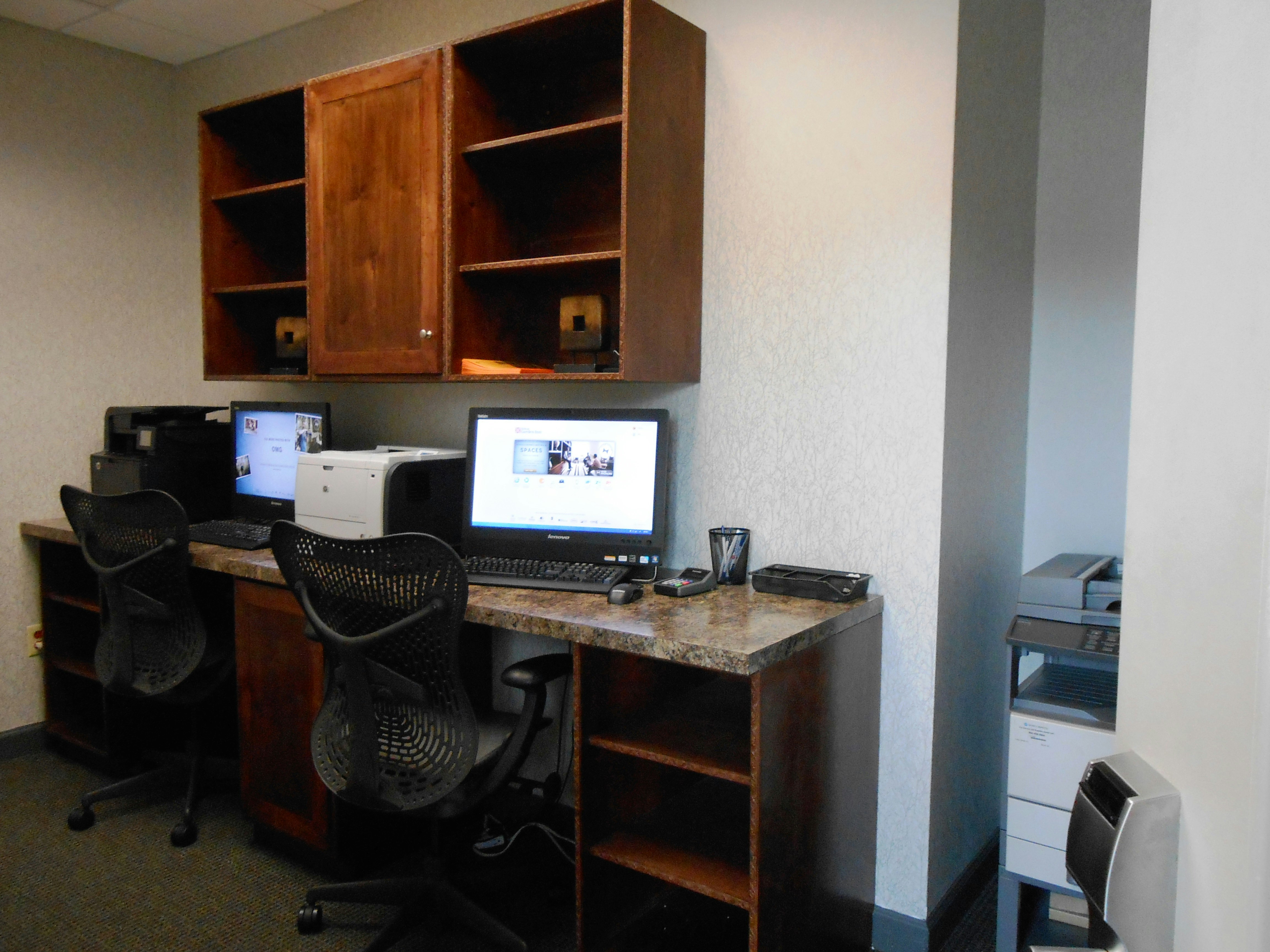 Hilton Garden Inn Westbury 19/25